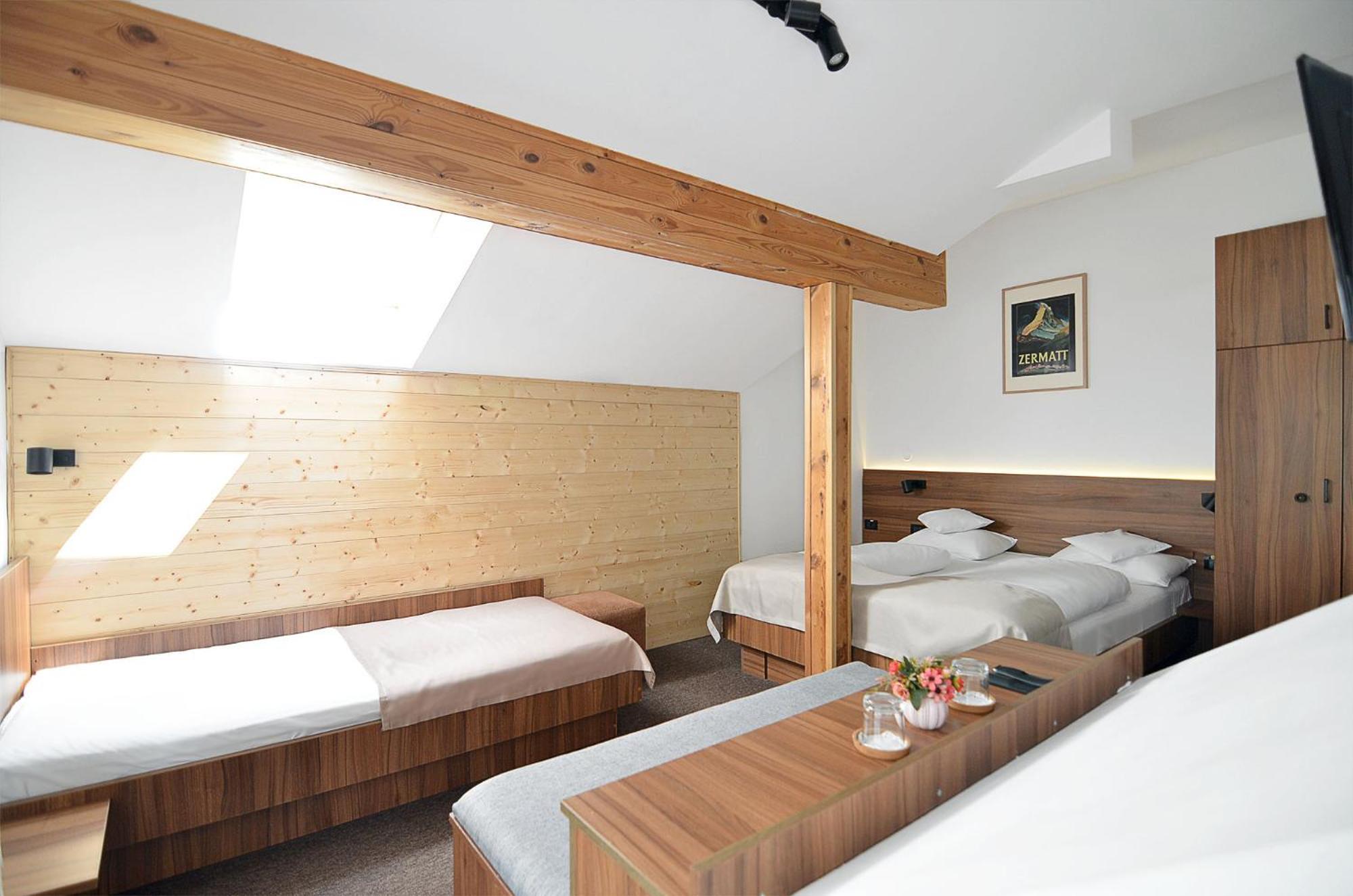 Pensiune & Restaurant Victoria Paltinis Ngoại thất bức ảnh